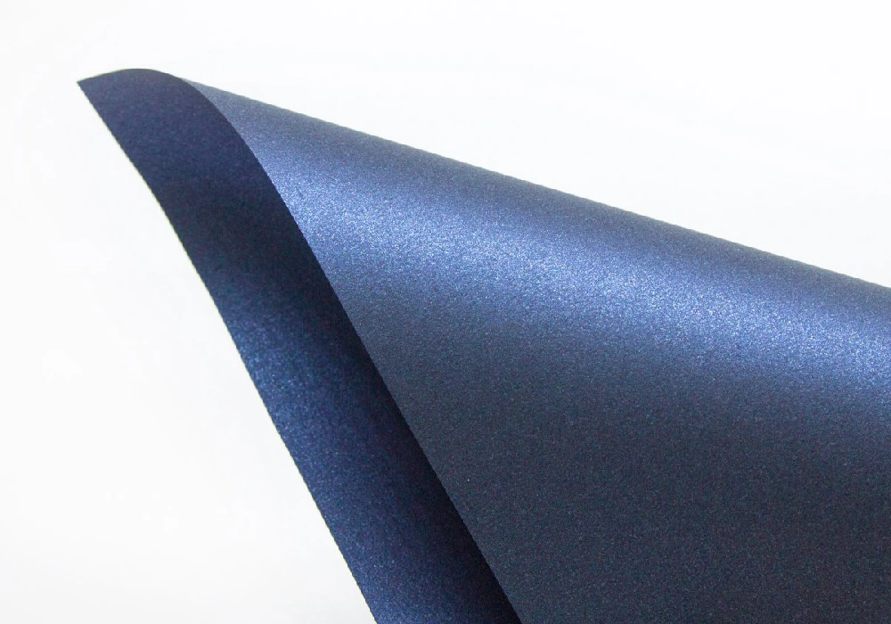 Дизайнерський картон Stardream Lapislazuli